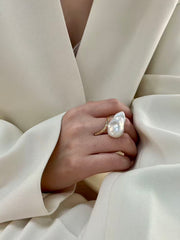 BAROQUE PEARL RING