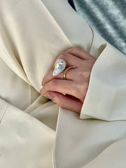 BAROQUE PEARL RING