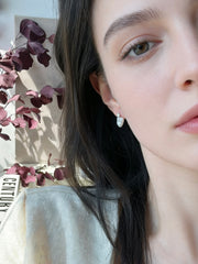 KESHI PEARL STUD EARRING