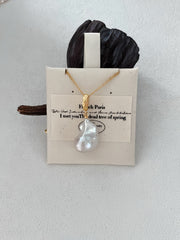 GOLDEN BAROQUE PEARL NECKLACE