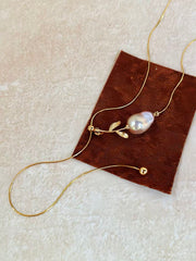 GOLDEN ROSE NECKLACE